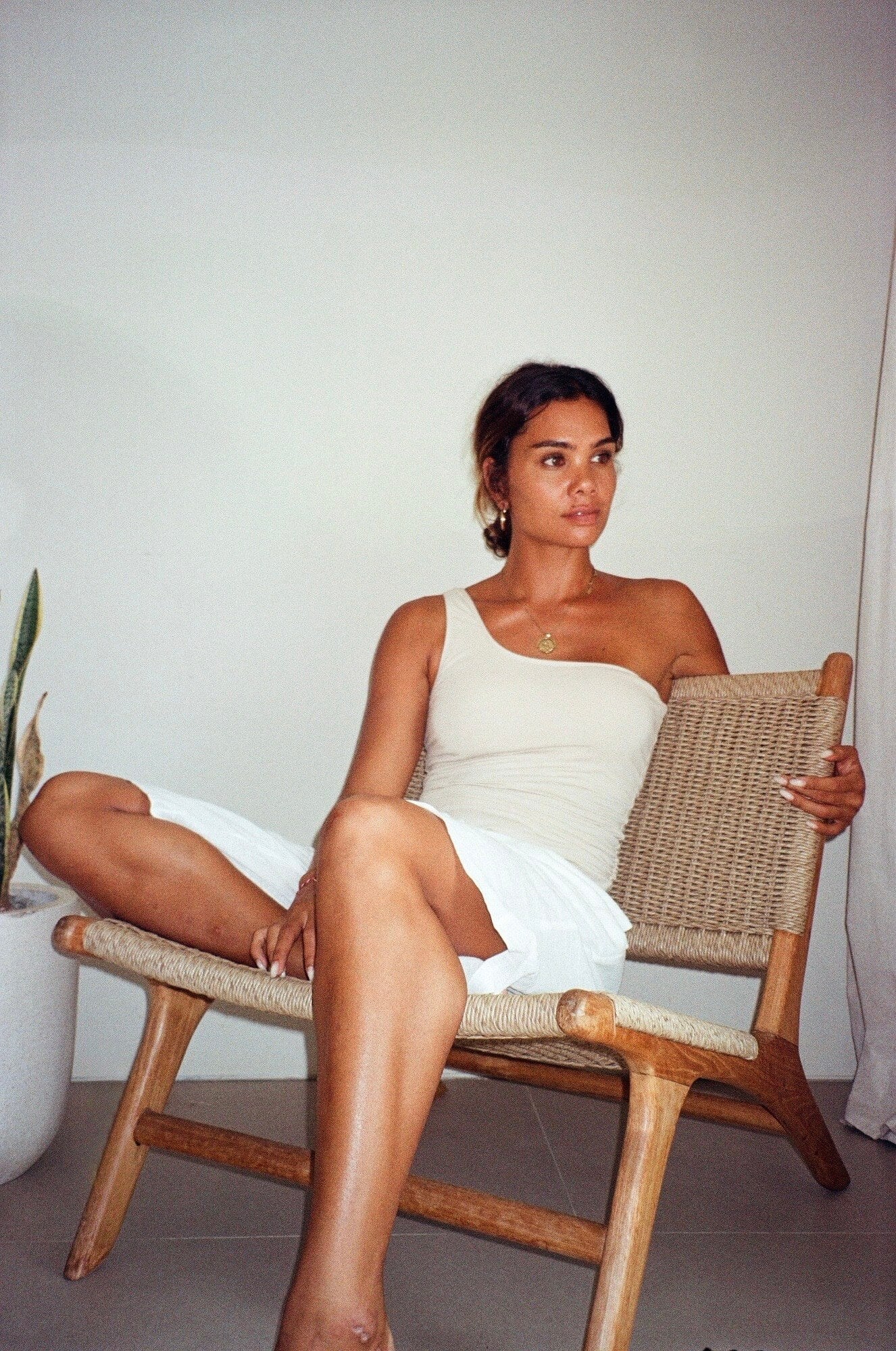 【6月末お届け】SARI ONE SHOULDER/IVORY SAND