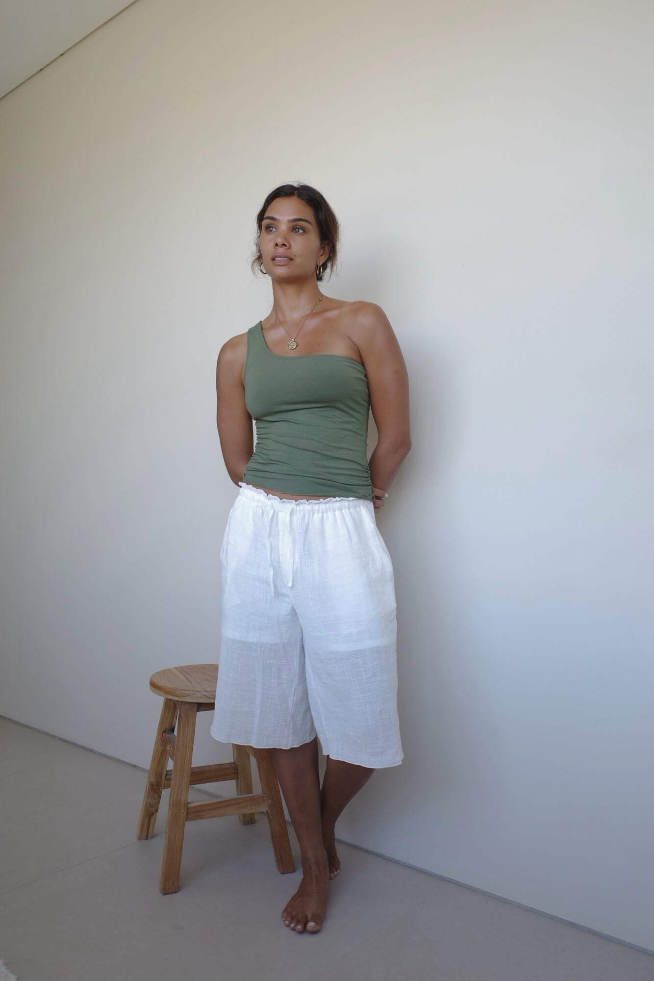 【6月末お届け】SARI ONE SHOULDER/AVOCADO