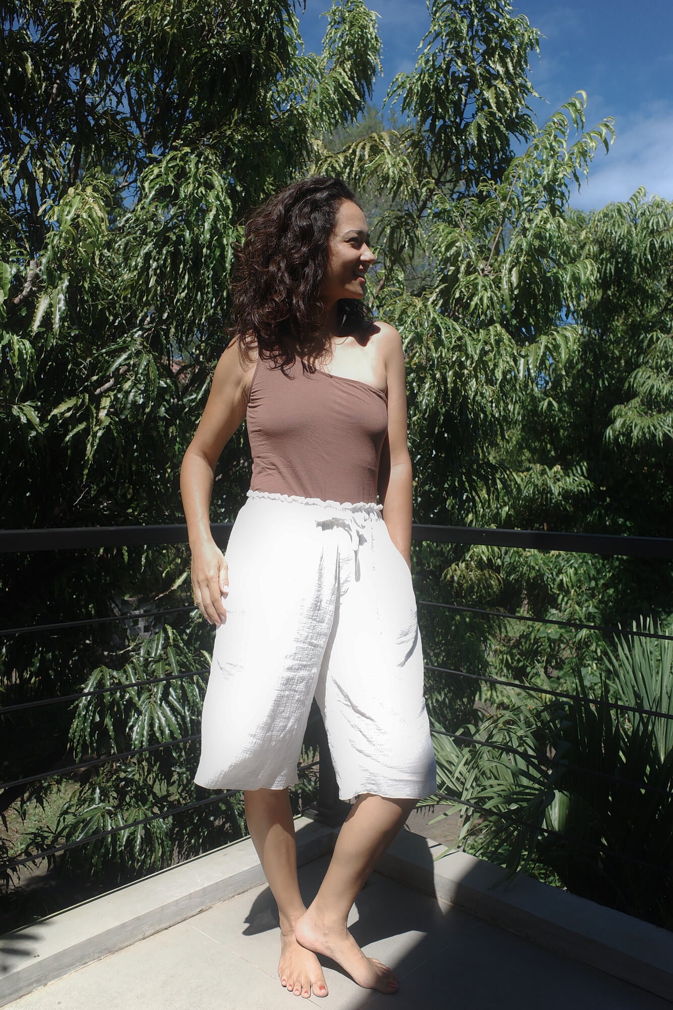 【6月末お届け】ORGANIC COTTON BERMUDA SHORTS/WHITE