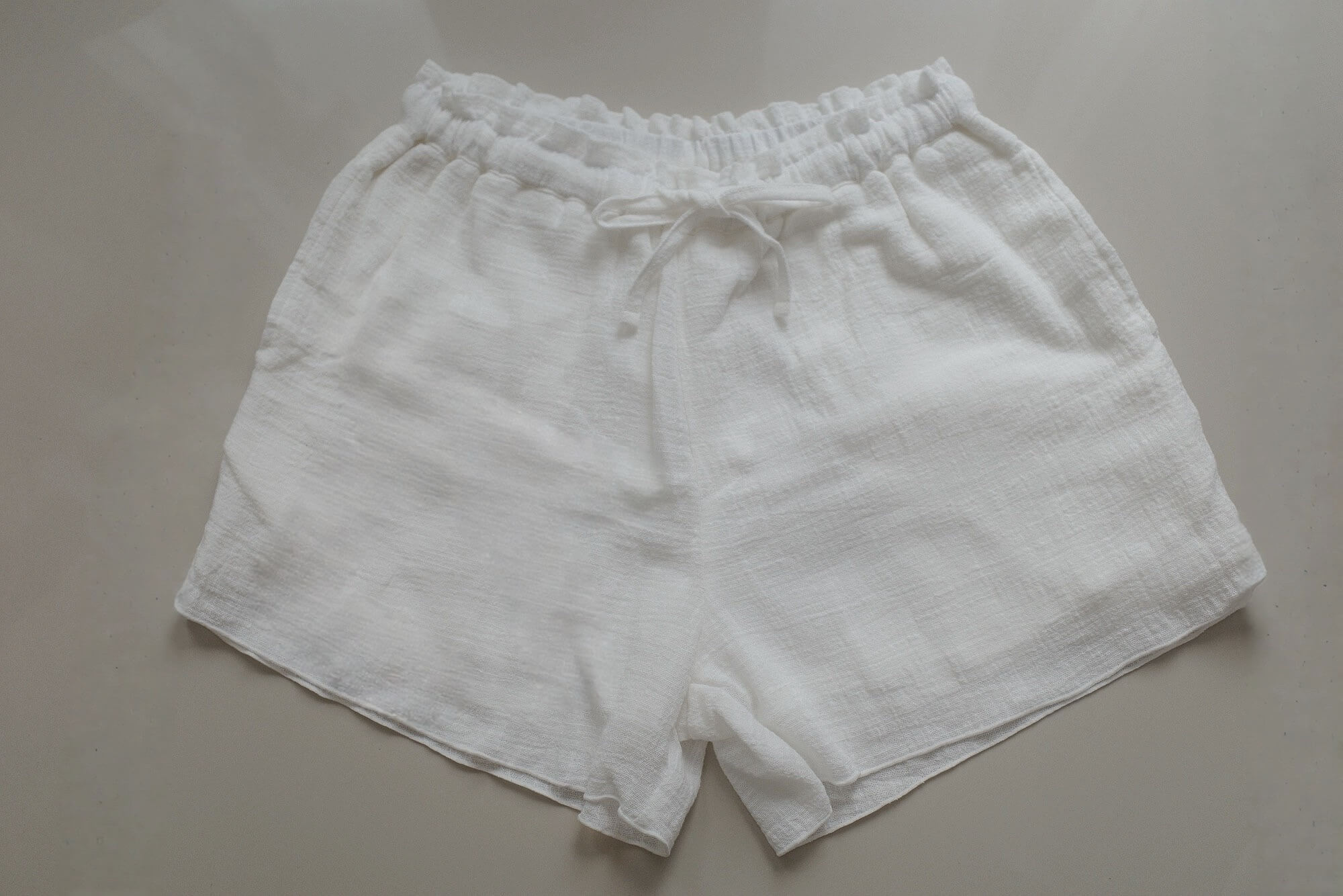 【6月末お届け/POPUP受け取り可】ORGANIC COTTON SHORT PANTS/WHITE