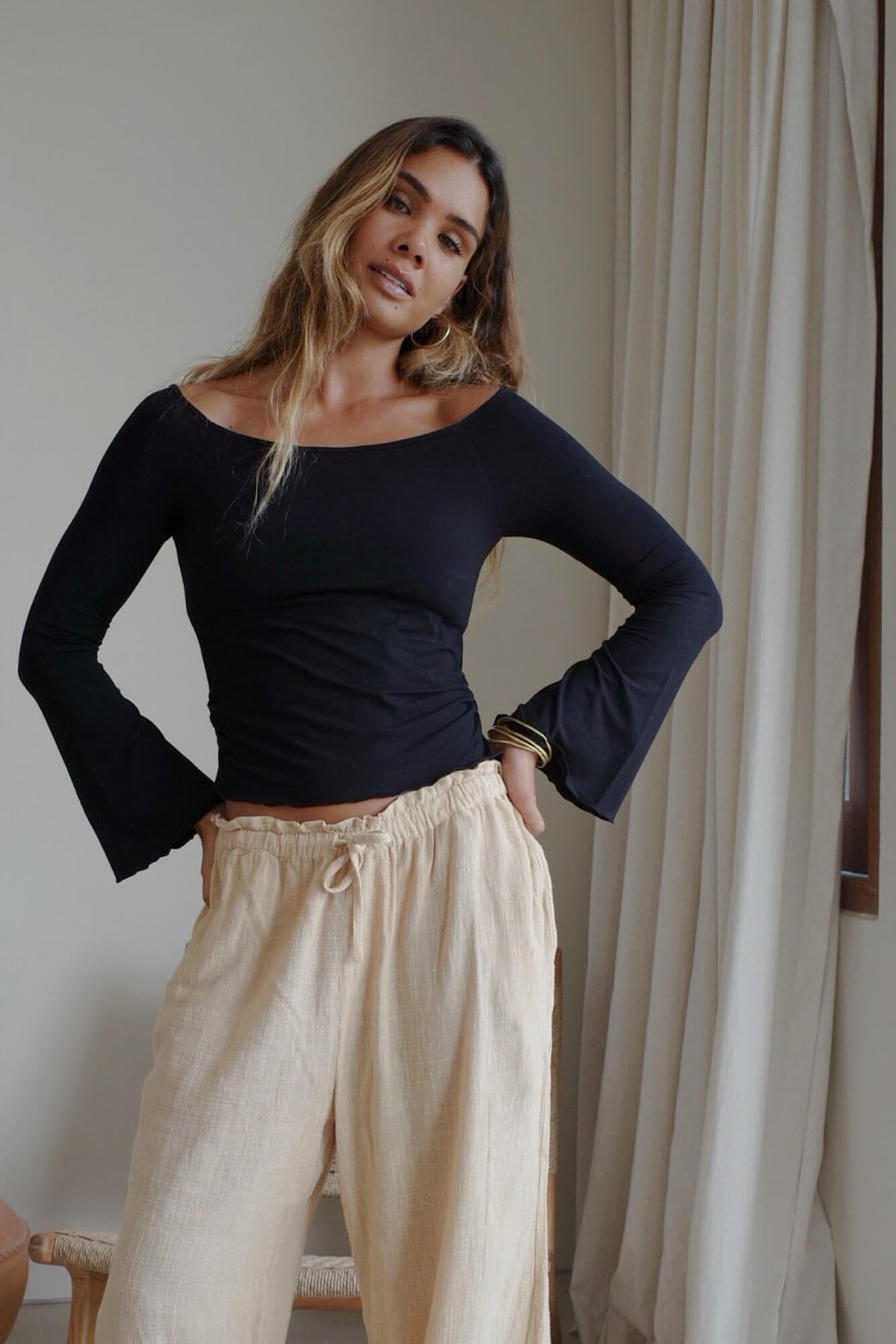 SARI LONG SLEEVE/BLACK