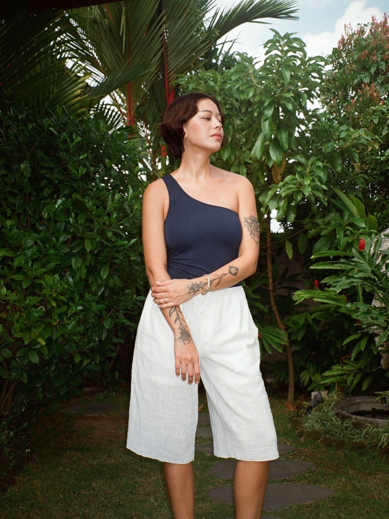 SARI ONE SHOULDER/NAVY